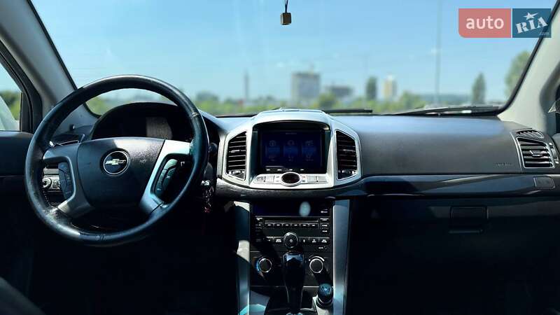 Позашляховик / Кросовер Chevrolet Captiva 2012 в Києві