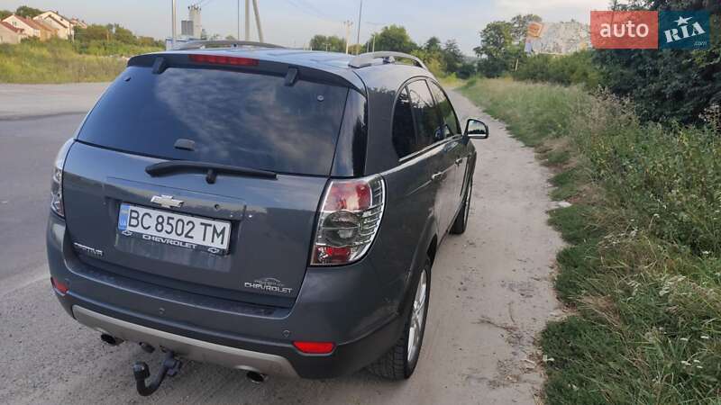 Внедорожник / Кроссовер Chevrolet Captiva 2011 в Золочеве фото 3 Внедорожник / Кроссовер Chevrolet Captiva 2011 в Золочеве