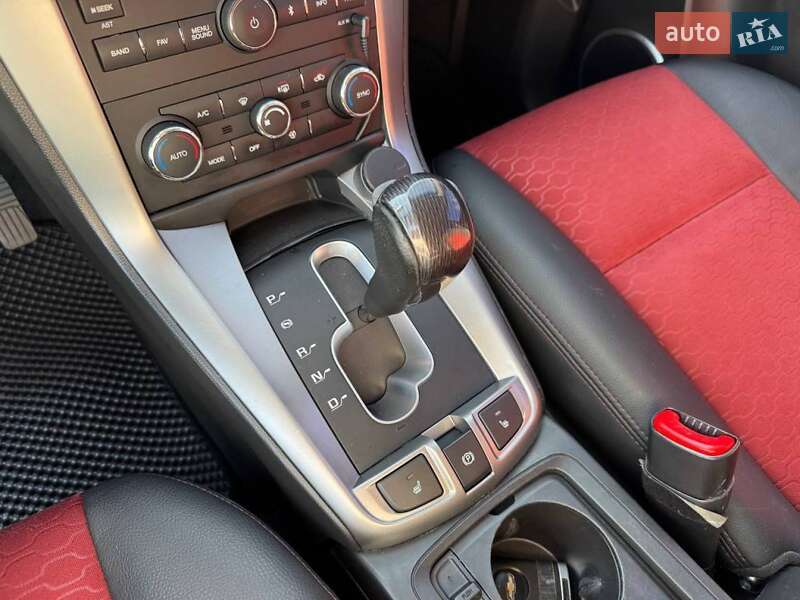 Внедорожник / Кроссовер Chevrolet Captiva 2014 в Киеве