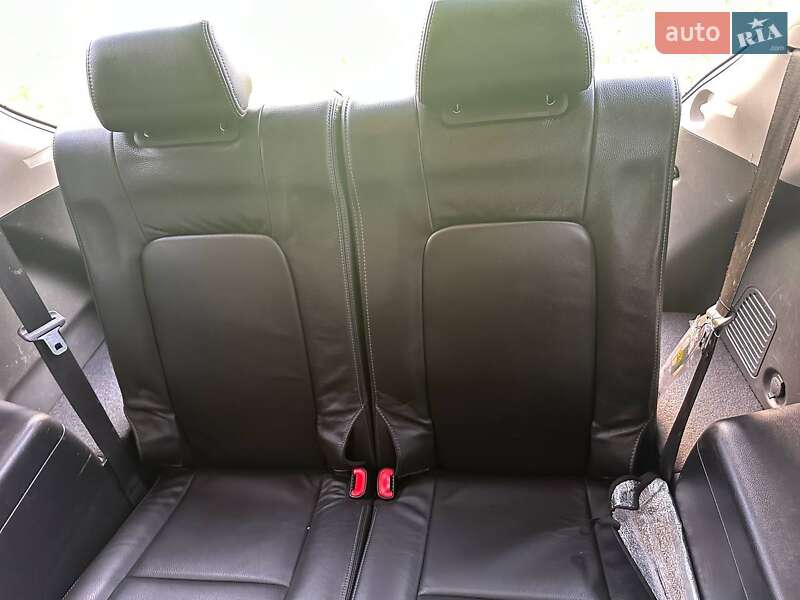 Позашляховик / Кросовер Chevrolet Captiva 2011 в Миколаєві