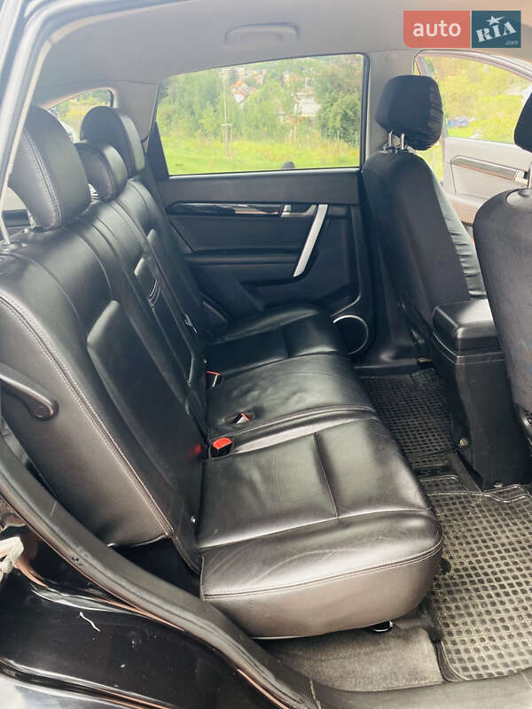 Позашляховик / Кросовер Chevrolet Captiva 2012 в Тячеві фото 10 Позашляховик / Кросовер Chevrolet Captiva 2012 в Тячеві