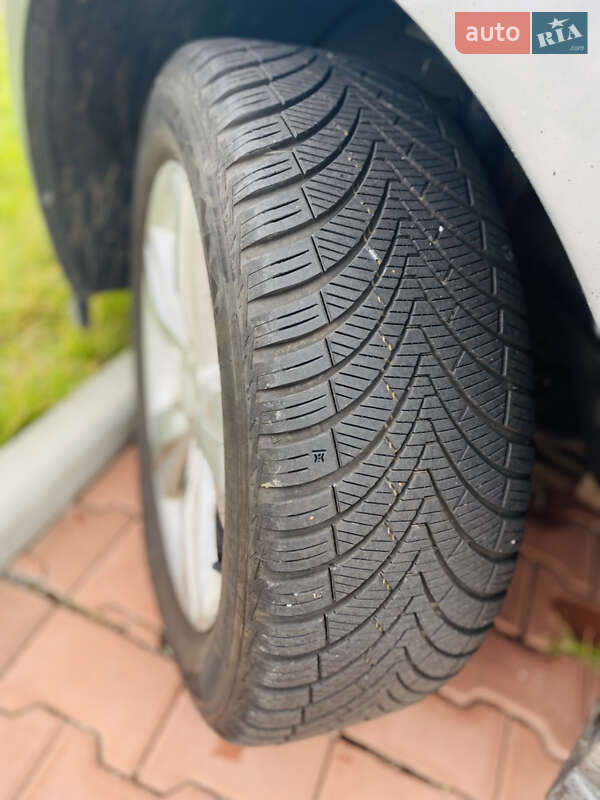 Позашляховик / Кросовер Chevrolet Captiva 2012 в Тячеві фото 23 Позашляховик / Кросовер Chevrolet Captiva 2012 в Тячеві