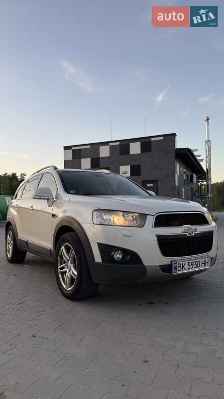 Внедорожник / Кроссовер Chevrolet Captiva 2011 в Сарнах