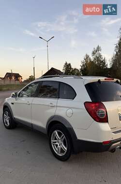 Позашляховик / Кросовер Chevrolet Captiva 2011 в Сарнах