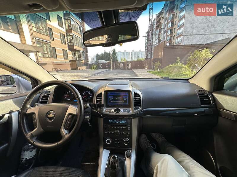 Внедорожник / Кроссовер Chevrolet Captiva 2011 в Чернигове