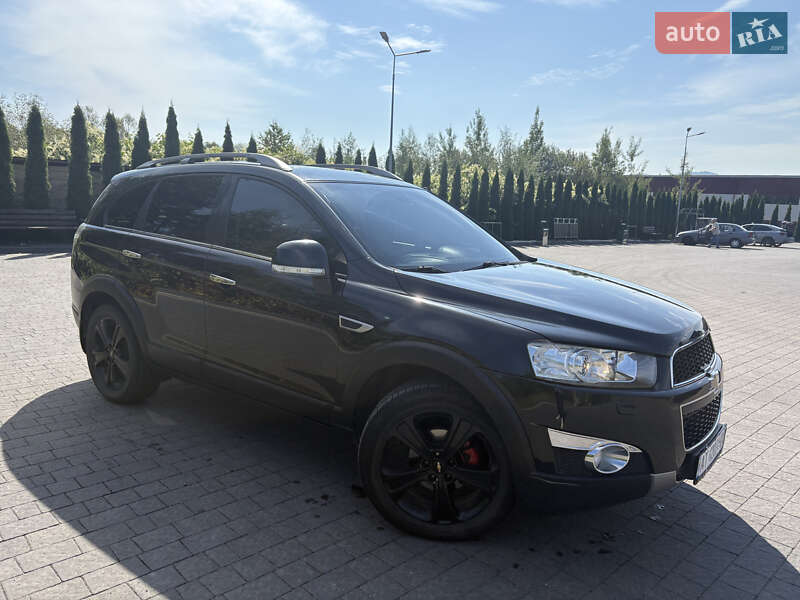 Внедорожник / Кроссовер Chevrolet Captiva 2011 в Надворной