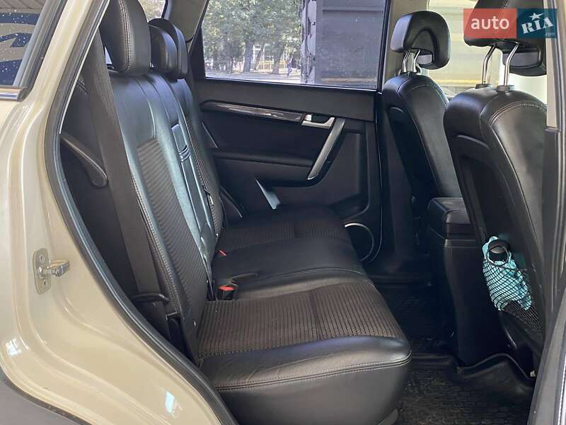 Позашляховик / Кросовер Chevrolet Captiva 2012 в Миколаєві