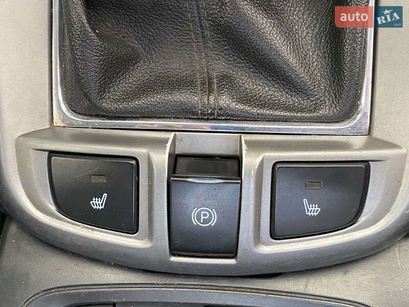 Позашляховик / Кросовер Chevrolet Captiva 2012 в Миколаєві