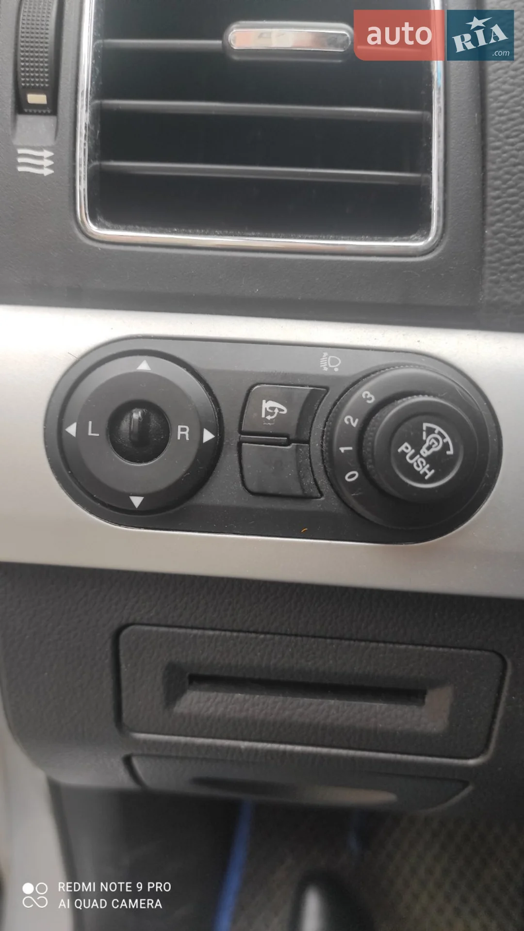 2011 Chevrolet Captiva - мініатюра 9