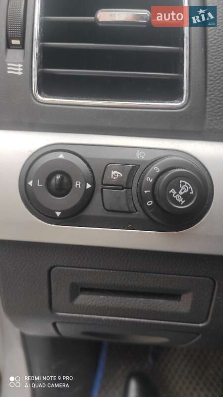 Внедорожник / Кроссовер Chevrolet Captiva 2011 в Новом Роздоле