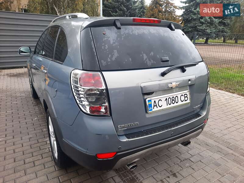 Позашляховик / Кросовер Chevrolet Captiva 2011 в Ковелі