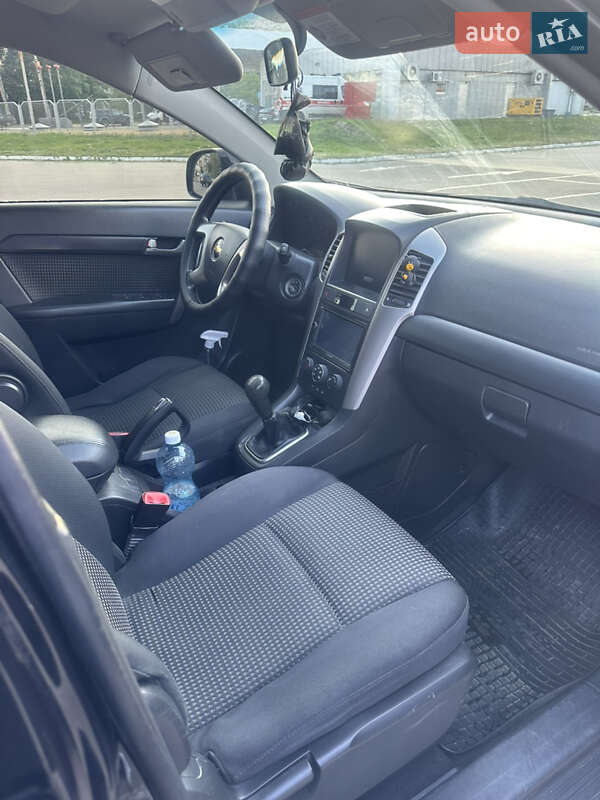 Позашляховик / Кросовер Chevrolet Captiva 2010 в Сумах фото 6 Позашляховик / Кросовер Chevrolet Captiva 2010 в Сумах