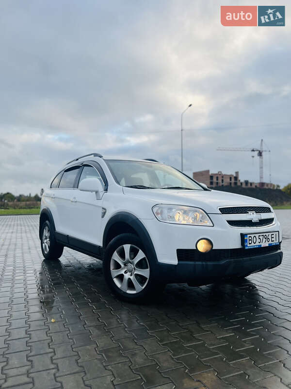 Внедорожник / Кроссовер Chevrolet Captiva 2010 в 