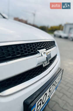 Внедорожник / Кроссовер Chevrolet Captiva 2010 в 