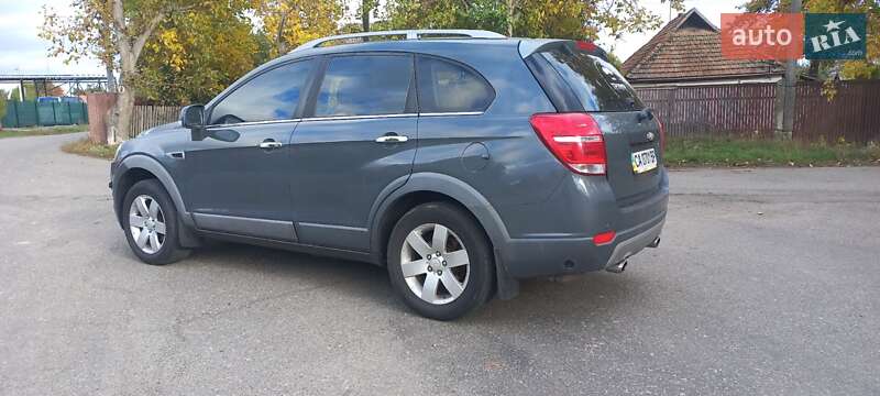 Внедорожник / Кроссовер Chevrolet Captiva 2011 в Корсуне-Шевченковском фото 9 Внедорожник / Кроссовер Chevrolet Captiva 2011 в Корсуне-Шевченковском