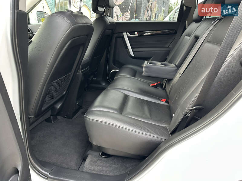 Внедорожник / Кроссовер Chevrolet Captiva 2014 в Луцке