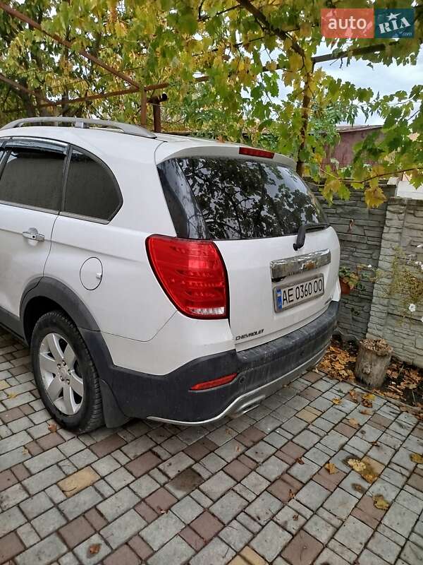 Позашляховик / Кросовер Chevrolet Captiva 2016 в Дніпрі