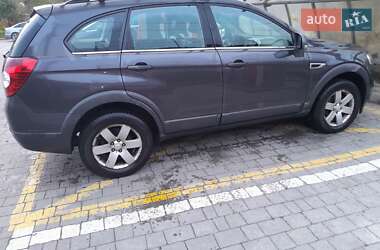 Позашляховик / Кросовер Chevrolet Captiva 2012 в 