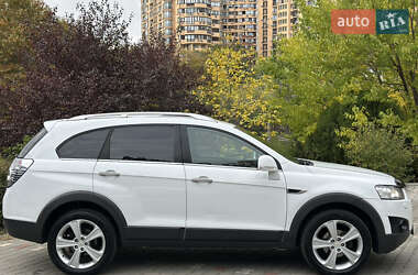Внедорожник / Кроссовер Chevrolet Captiva 2012 в 