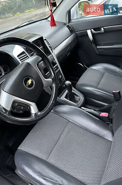Внедорожник / Кроссовер Chevrolet Captiva 2006 в  фото 13 Внедорожник / Кроссовер Chevrolet Captiva 2006 в