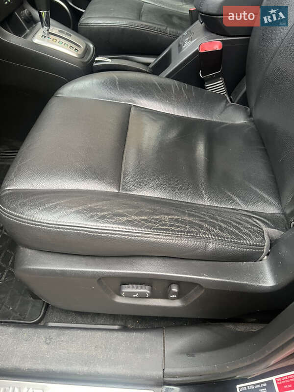 Позашляховик / Кросовер Chevrolet Captiva 2010 в Полтаві фото 15 Позашляховик / Кросовер Chevrolet Captiva 2010 в Полтаві