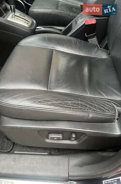 Внедорожник / Кроссовер Chevrolet Captiva 2010 в 