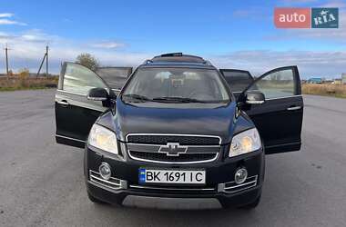 Позашляховик / Кросовер Chevrolet Captiva 2009 в Радивиліві