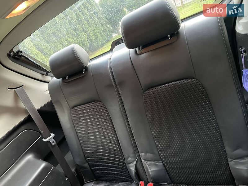 Внедорожник / Кроссовер Chevrolet Captiva 2011 в Чернигове