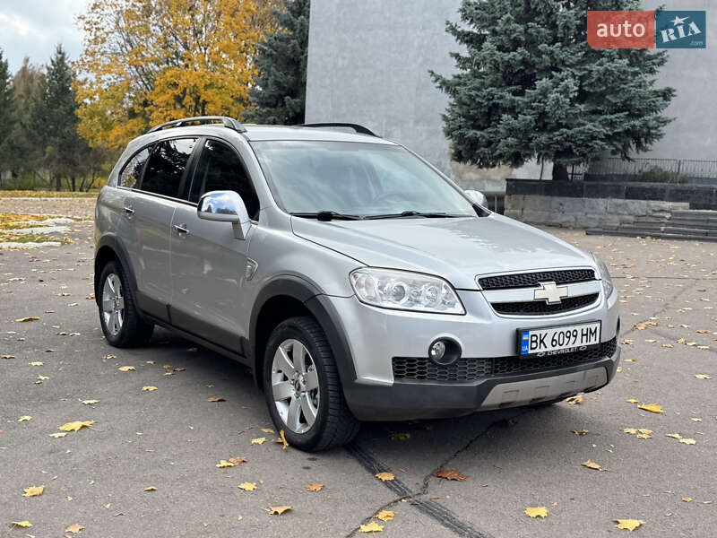 Позашляховик / Кросовер Chevrolet Captiva 2009 в Рівному фото 5 Позашляховик / Кросовер Chevrolet Captiva 2009 в Рівному