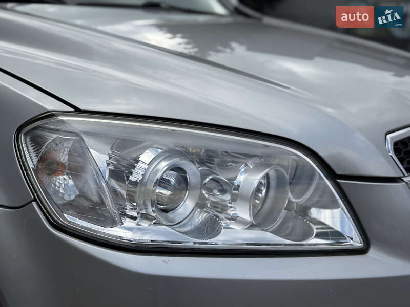Позашляховик / Кросовер Chevrolet Captiva 2009 в Рівному фото 23 Позашляховик / Кросовер Chevrolet Captiva 2009 в Рівному