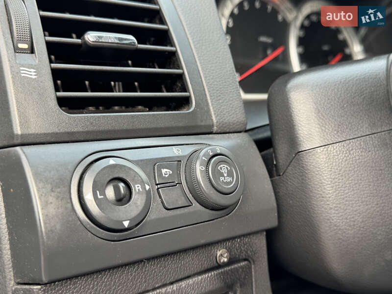 Позашляховик / Кросовер Chevrolet Captiva 2009 в Рівному фото 80 Позашляховик / Кросовер Chevrolet Captiva 2009 в Рівному
