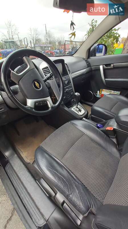 Позашляховик / Кросовер Chevrolet Captiva 2010 в Житомирі фото 3 Позашляховик / Кросовер Chevrolet Captiva 2010 в Житомирі