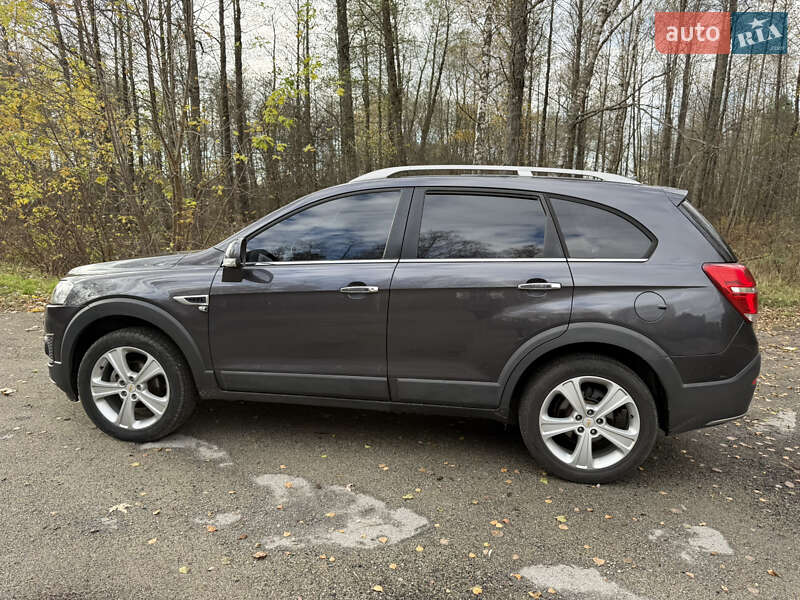Внедорожник / Кроссовер Chevrolet Captiva 2015 в Киеве