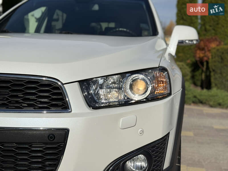 Внедорожник / Кроссовер Chevrolet Captiva 2014 в Тернополе