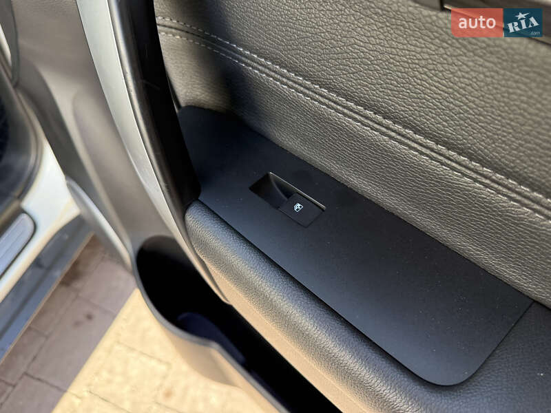 Внедорожник / Кроссовер Chevrolet Captiva 2014 в Тернополе