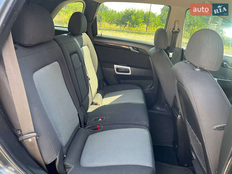 Внедорожник / Кроссовер Chevrolet Captiva 2013 в Львове