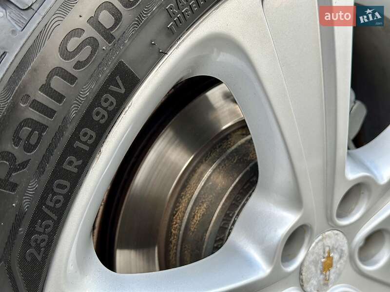 Внедорожник / Кроссовер Chevrolet Captiva 2014 в Бурштыне