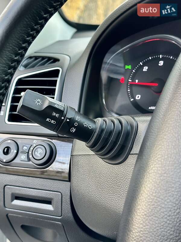 Внедорожник / Кроссовер Chevrolet Captiva 2014 в Бурштыне