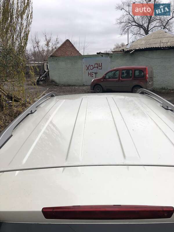 Внедорожник / Кроссовер Chevrolet Captiva 2011 в Чугуеве