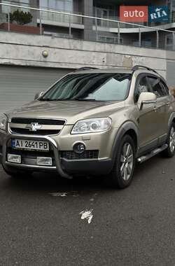 Позашляховик / Кросовер Chevrolet Captiva 2007 в Києві
