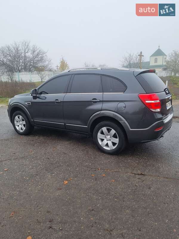 Внедорожник / Кроссовер Chevrolet Captiva 2016 в Харькове