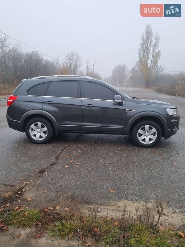 Внедорожник / Кроссовер Chevrolet Captiva 2016 в Харькове