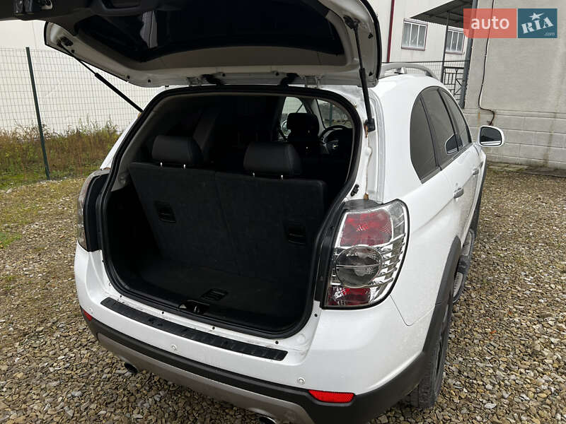 Внедорожник / Кроссовер Chevrolet Captiva 2012 в Чорткове