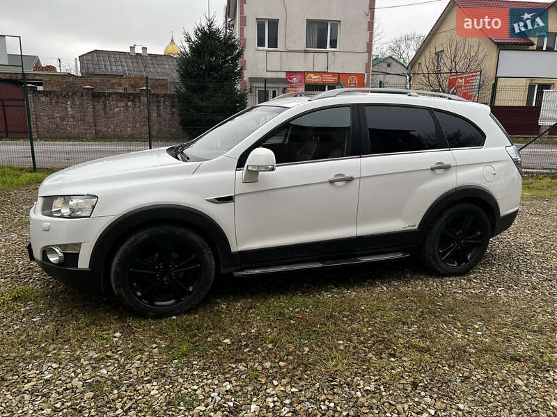 Внедорожник / Кроссовер Chevrolet Captiva 2012 в Чорткове