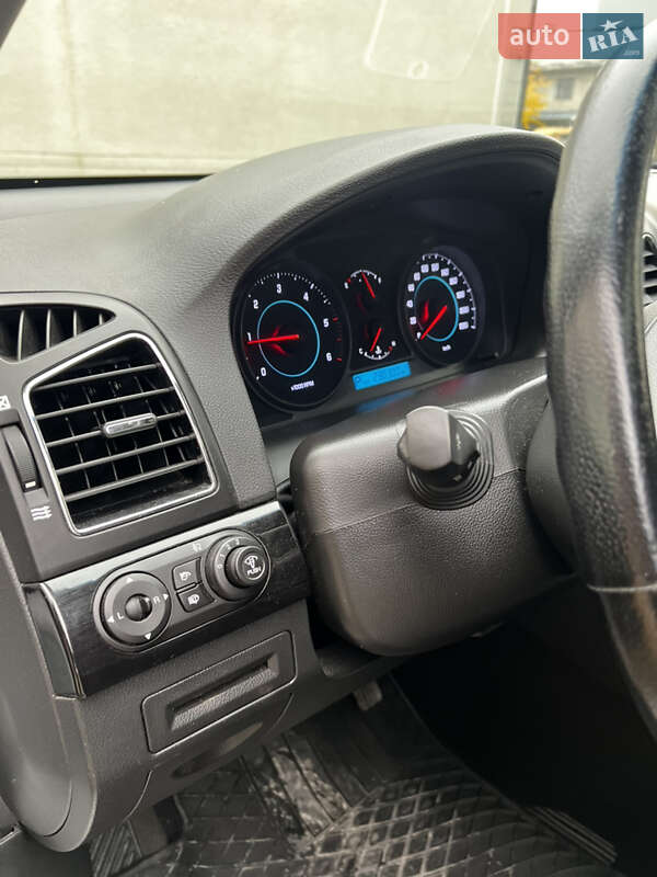 Внедорожник / Кроссовер Chevrolet Captiva 2012 в Чорткове