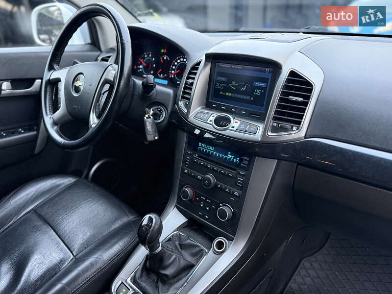 Внедорожник / Кроссовер Chevrolet Captiva 2012 в Калуше фото 10 Внедорожник / Кроссовер Chevrolet Captiva 2012 в Калуше