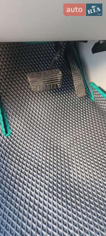 Внедорожник / Кроссовер Chevrolet Captiva 2011 в Луцке фото 19 Внедорожник / Кроссовер Chevrolet Captiva 2011 в Луцке