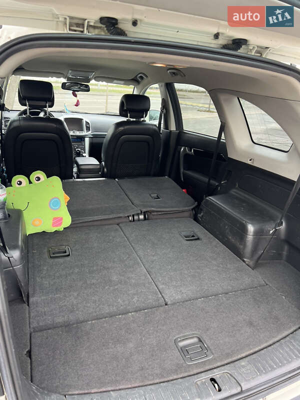 Внедорожник / Кроссовер Chevrolet Captiva 2012 в Киеве