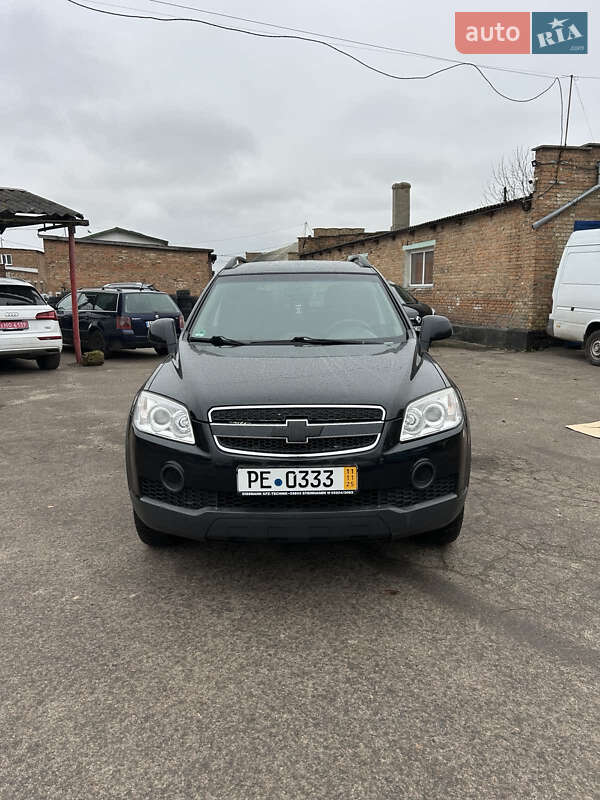 Внедорожник / Кроссовер Chevrolet Captiva 2010 в Нововолынске