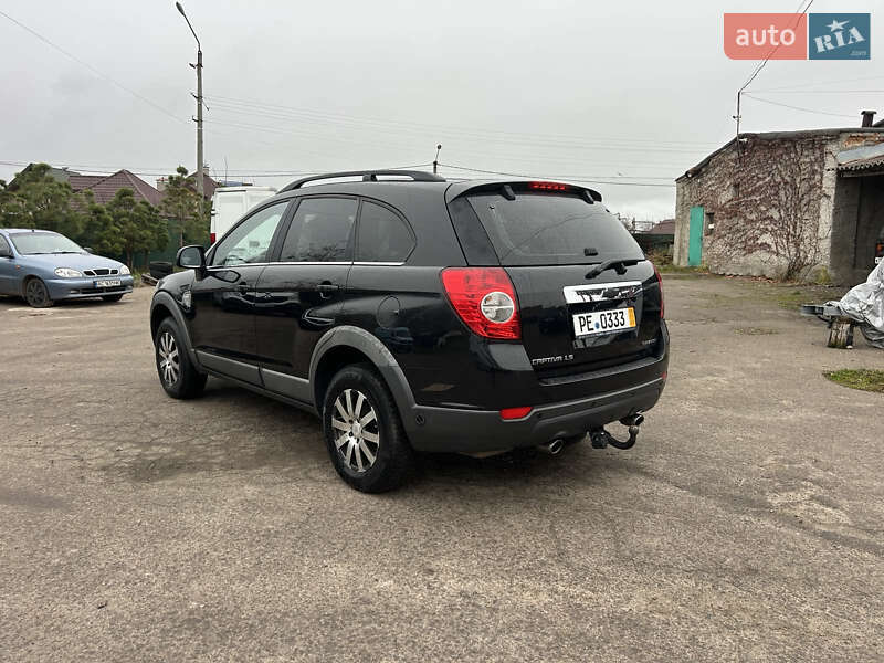 Внедорожник / Кроссовер Chevrolet Captiva 2010 в Нововолынске
